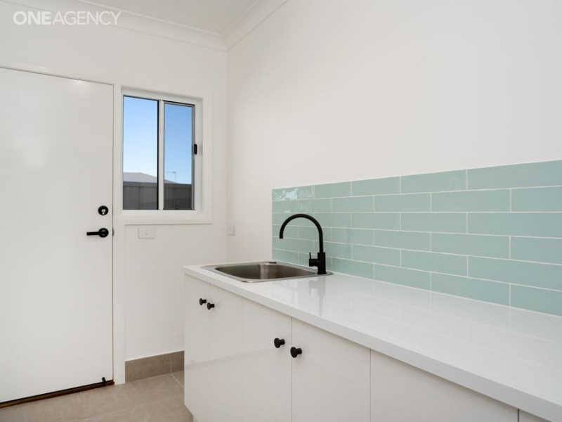 6 Wallaby Street, Gobbagombalin NSW 2650