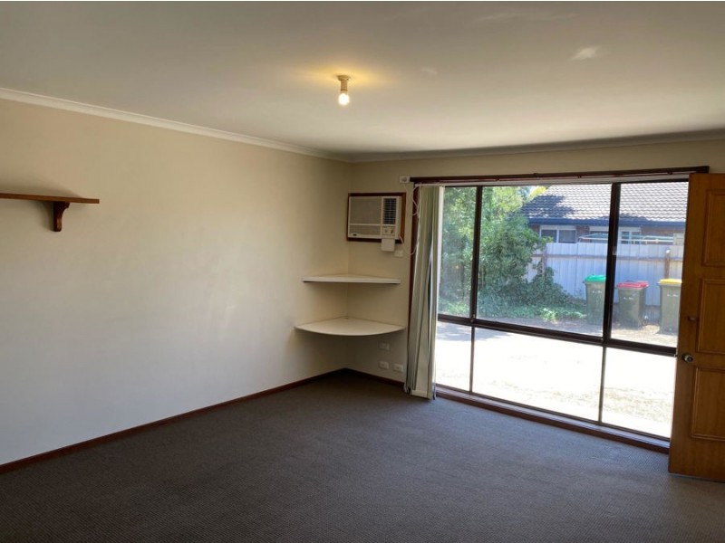 3/2A Joyes Place, Tolland NSW 2650