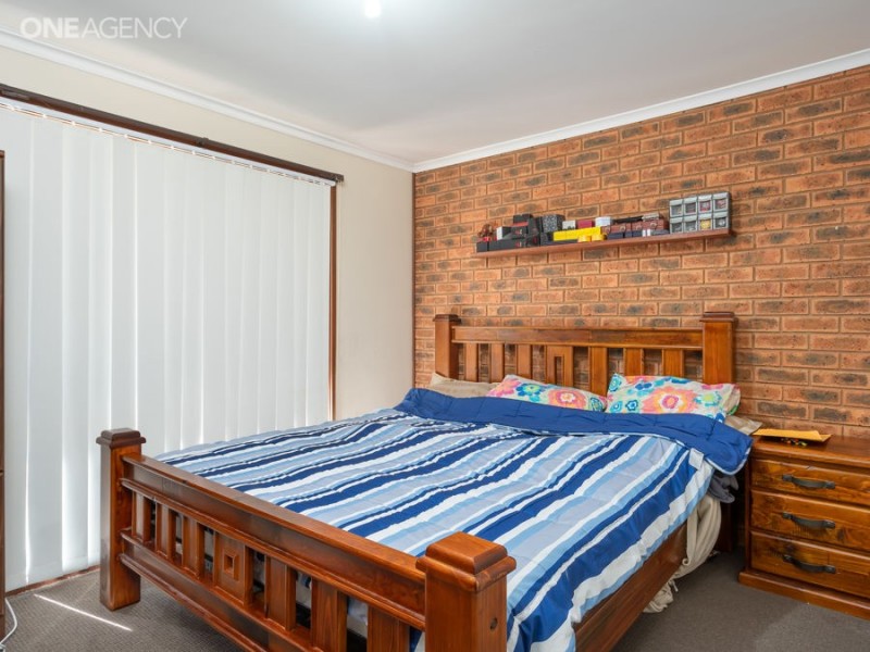 3/2A Joyes Place, Tolland NSW 2650