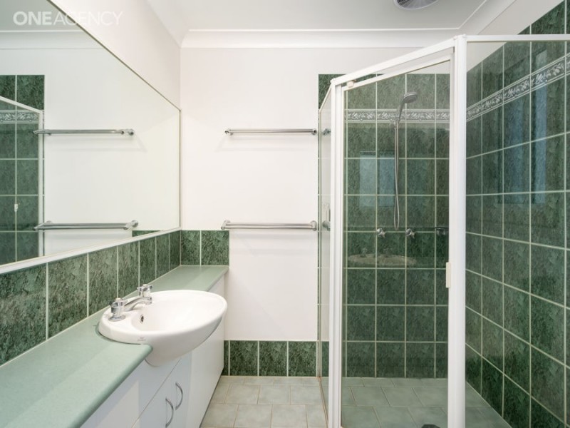 17 Grampian Place, Tatton NSW 2650