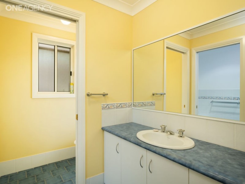 17 Grampian Place, Tatton NSW 2650