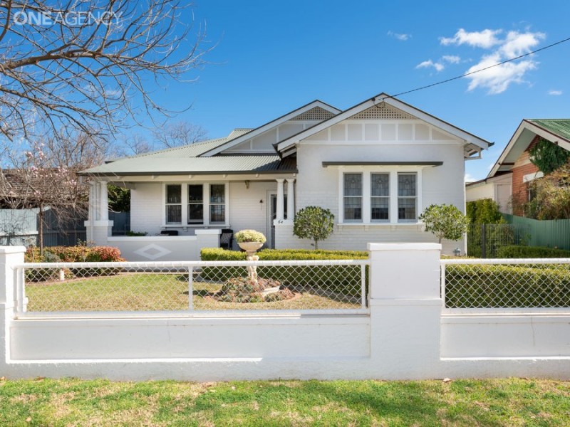 64 Thorne Street, Wagga Wagga NSW 2650