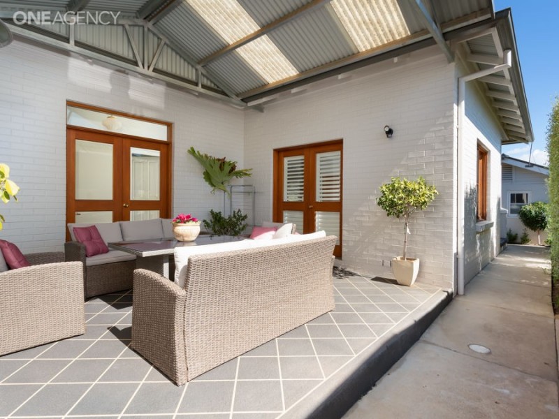 64 Thorne Street, Wagga Wagga NSW 2650