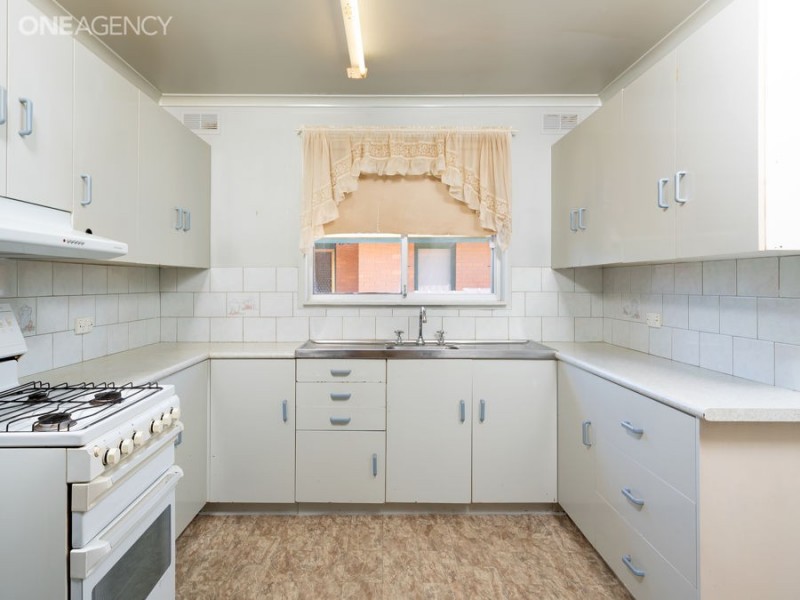 34 Blakemore Avenue, Ashmont NSW 2650