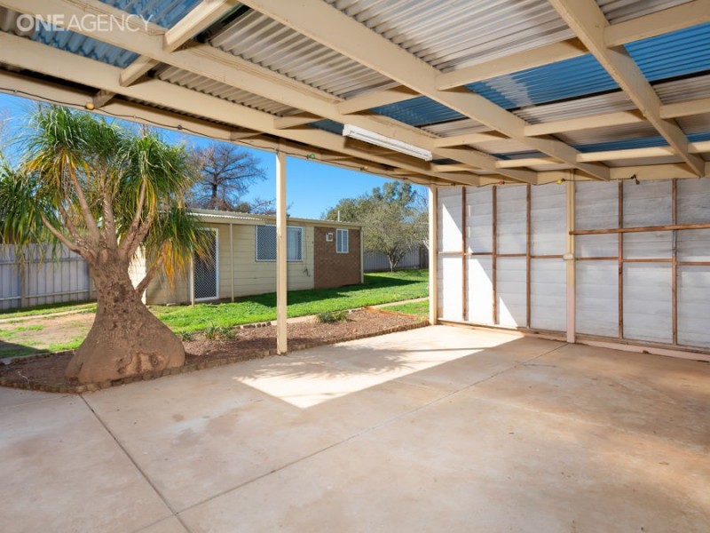 34 Blakemore Avenue, Ashmont NSW 2650