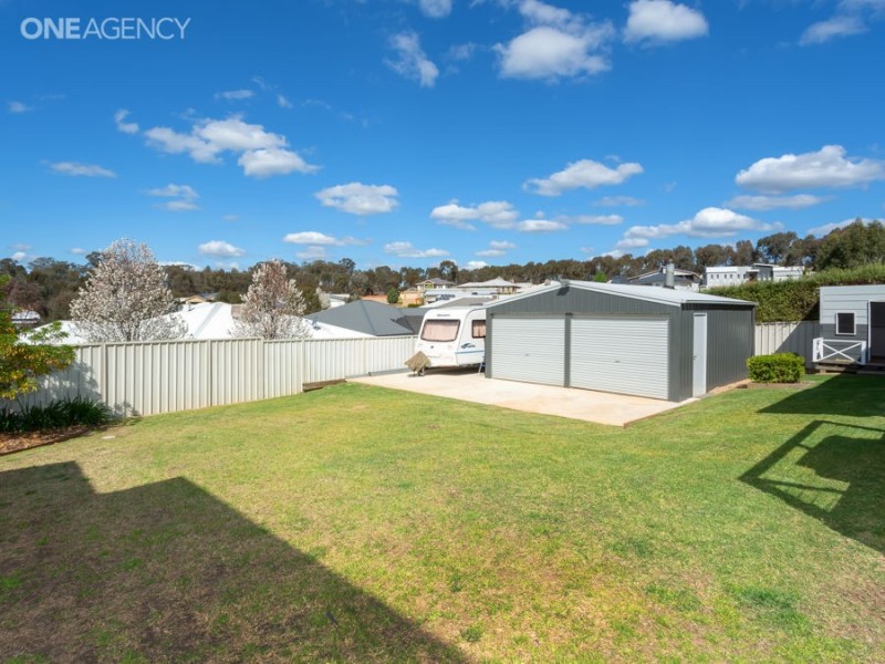 44 Balala Crescent, Bourkelands NSW 2650