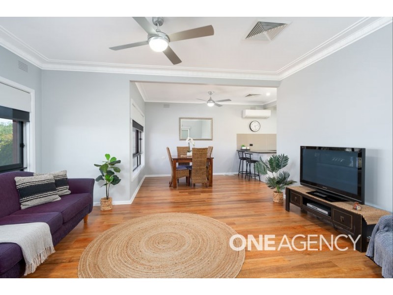 95 Fay Avenue, Kooringal NSW 2650