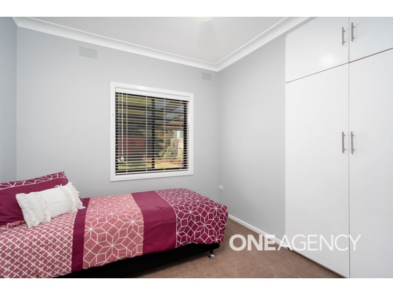 95 Fay Avenue, Kooringal NSW 2650