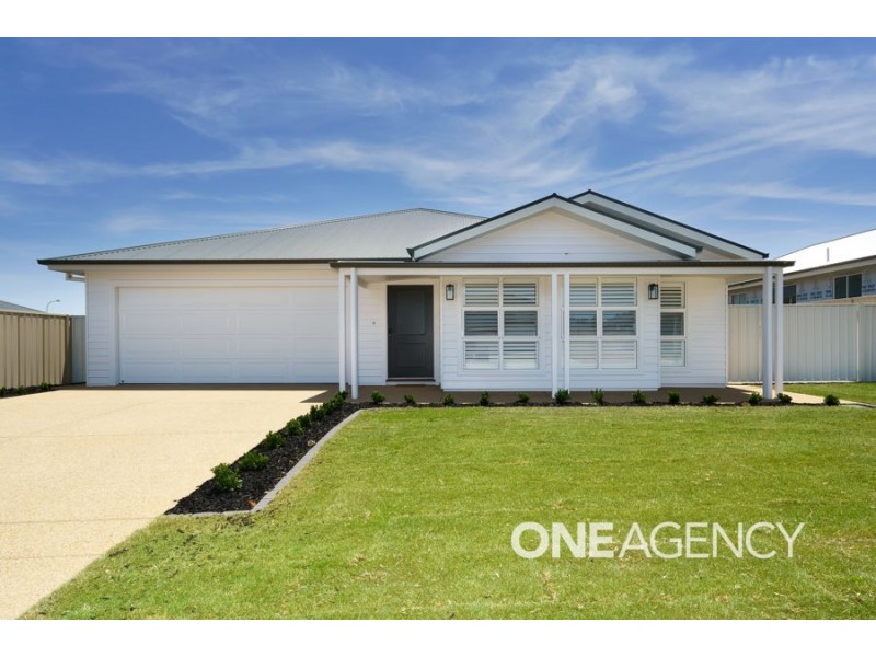10 Wallaby Street, Gobbagombalin NSW 2650