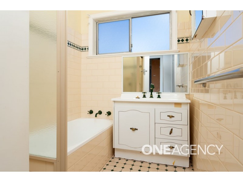 39 Beltana Avenue, Mount Austin NSW 2650