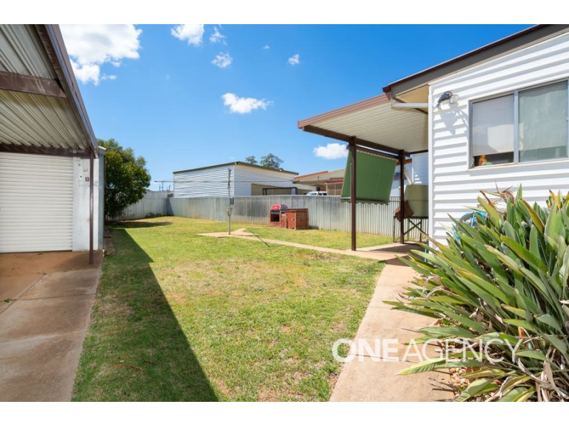 39 Beltana Avenue, Mount Austin NSW 2650