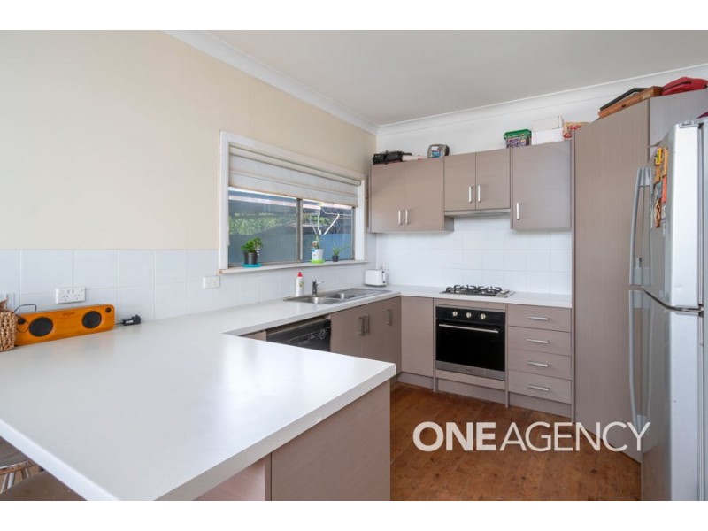 1 THE BOULEVARDE, Kooringal NSW 2650