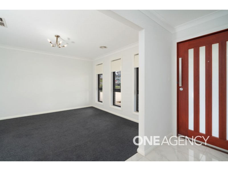 18 Darcy Drive, Boorooma NSW 2650