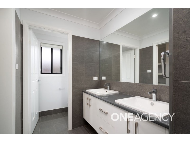 18 Darcy Drive, Boorooma NSW 2650