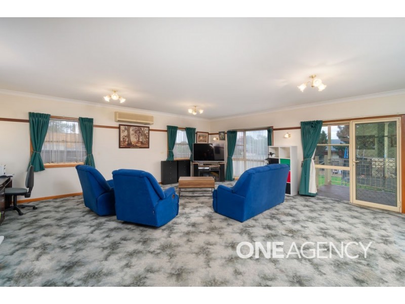 331 Lake Albert Road, Kooringal NSW 2650