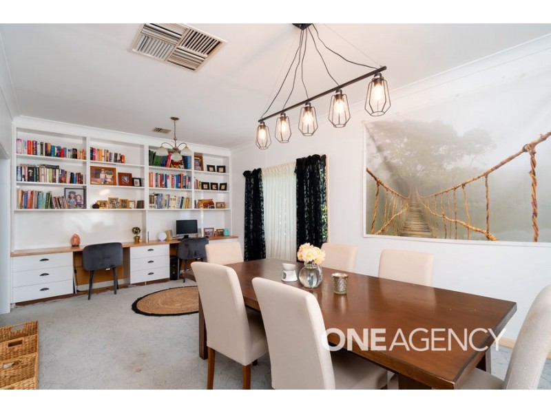 26 Norfolk Avenue, Lake Albert NSW 2650