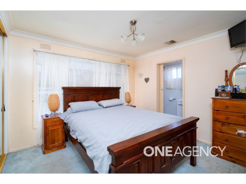 26 Norfolk Avenue, Lake Albert NSW 2650