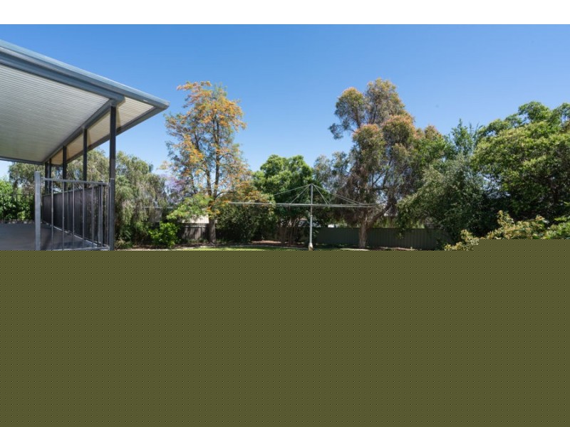 11 COOGAN STREET, Mount Austin NSW 2650
