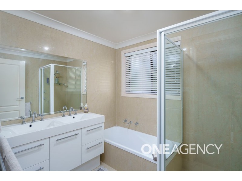 14 Clipper Way, Estella NSW 2650