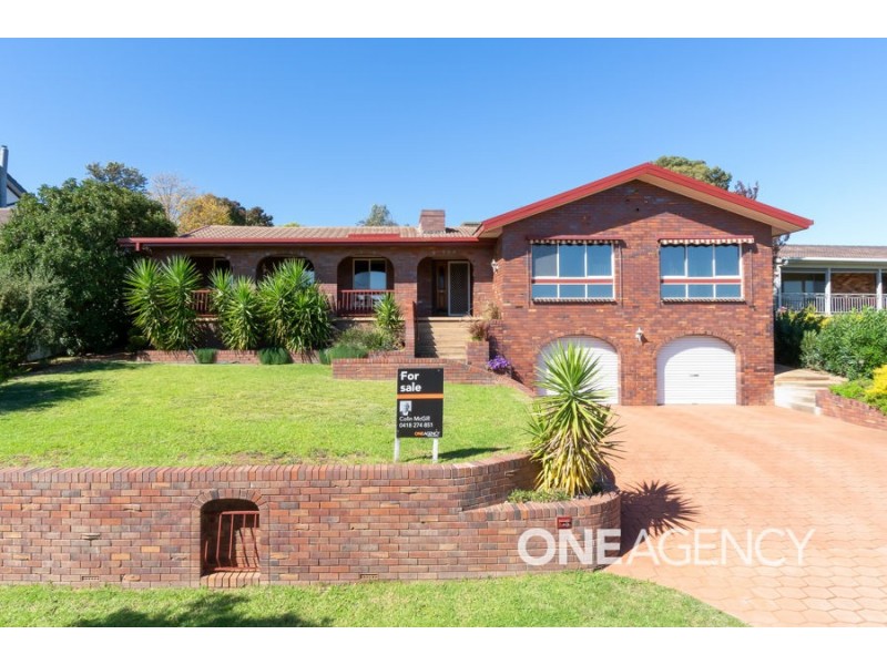 9 Amsterdam Crescent, Tolland NSW 2650