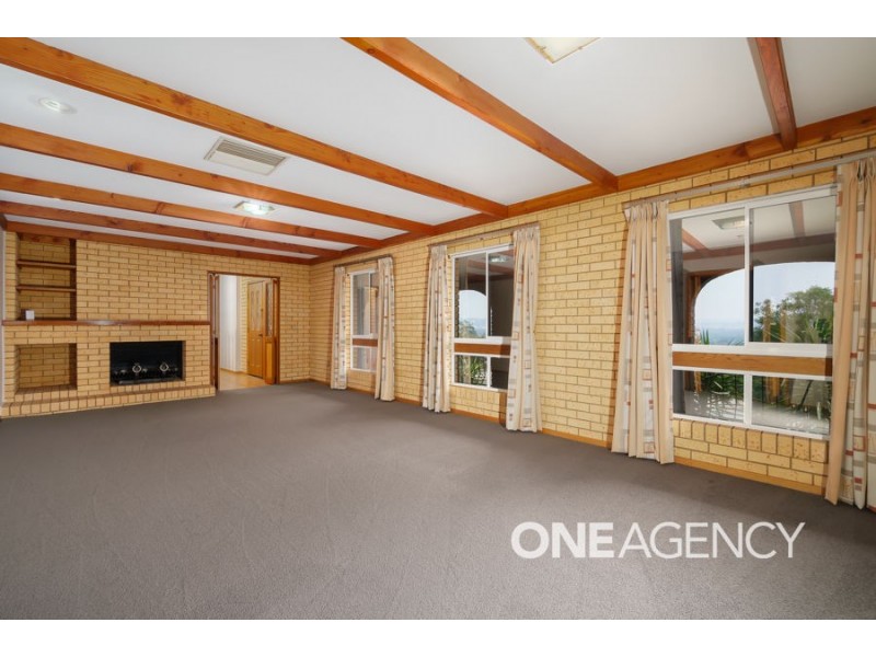 9 Amsterdam Crescent, Tolland NSW 2650