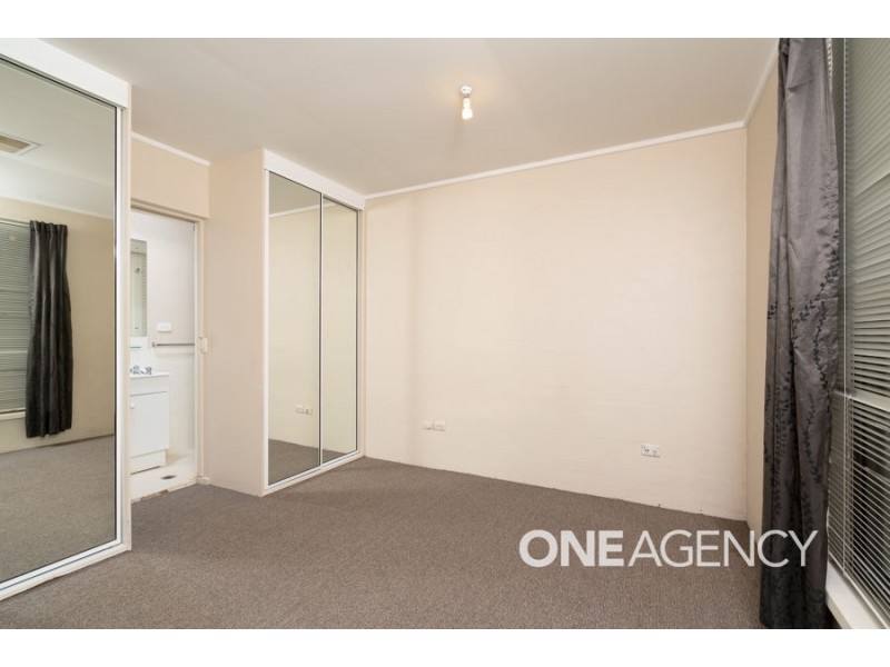 48 Wilks Avenue, Kooringal NSW 2650