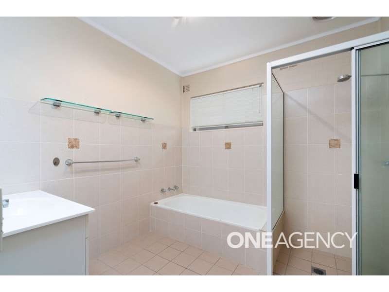 48 Wilks Avenue, Kooringal NSW 2650