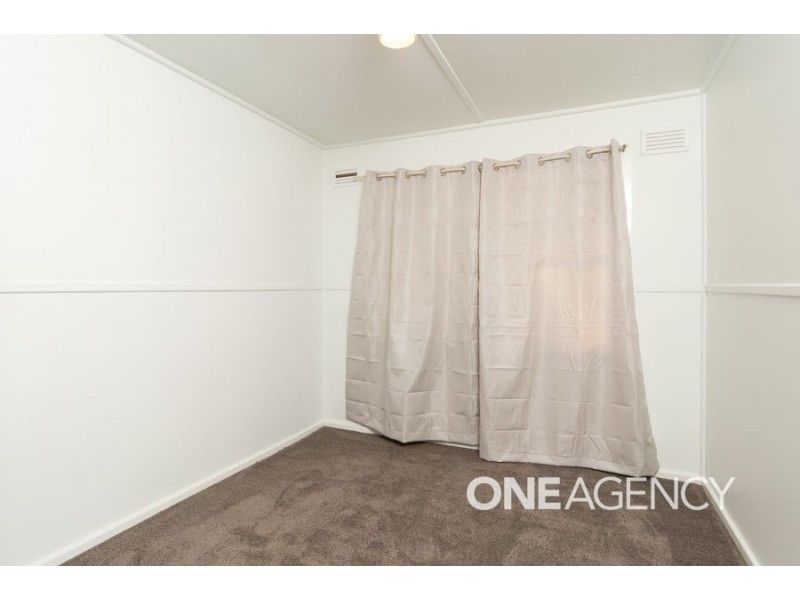 19 Cochrane Street, Kooringal NSW 2650