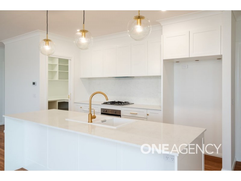 27 Mugga Street, Gobbagombalin NSW 2650