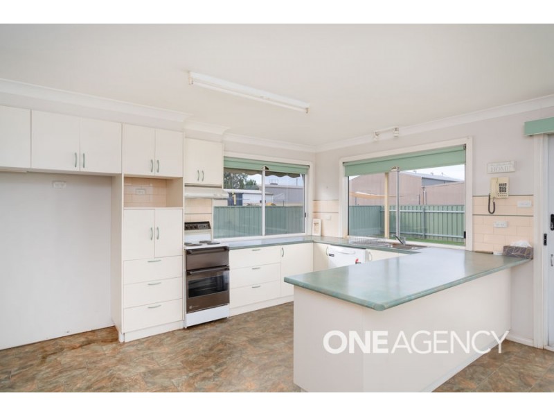 90 Drummond Street, Lockhart NSW 2656