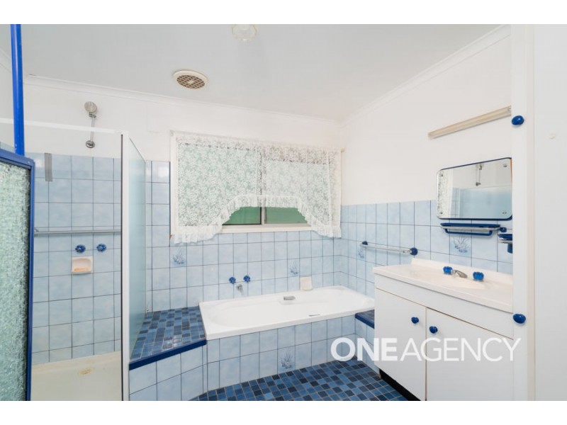 90 Drummond Street, Lockhart NSW 2656