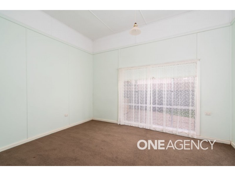90 Drummond Street, Lockhart NSW 2656