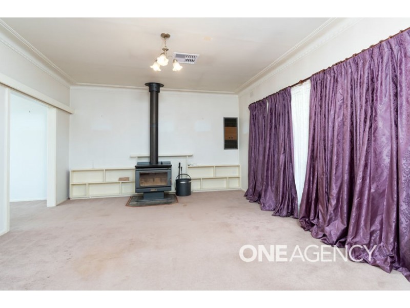 21 Martin Street, Tolland NSW 2650