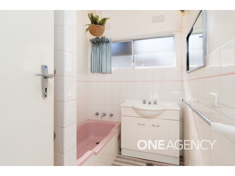 21 Martin Street, Tolland NSW 2650