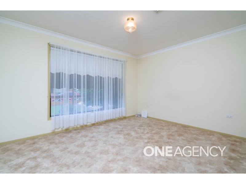 24 Adjin Street, Mount Austin NSW 2650