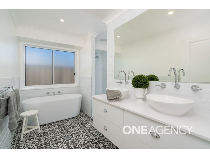 56 COPPABELLA DRIVE, Gobbagombalin NSW 2650