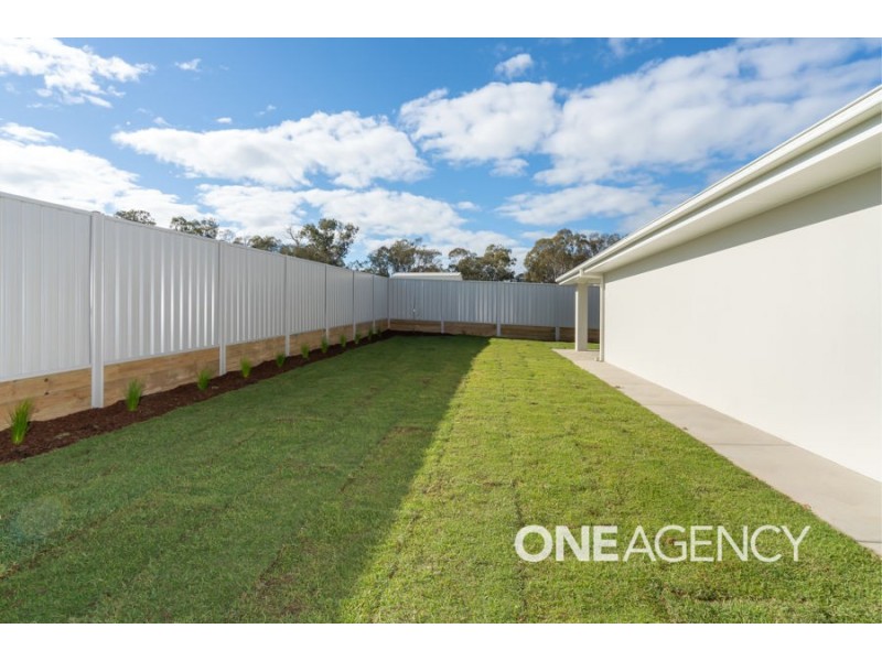 56 COPPABELLA DRIVE, Gobbagombalin NSW 2650