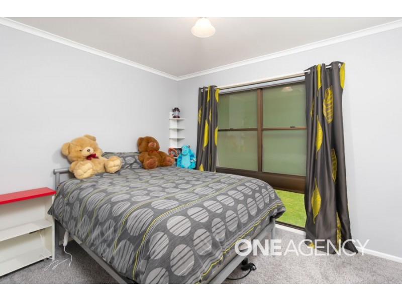 91 LEAVENWORTH DRIVE, Mount Austin NSW 2650