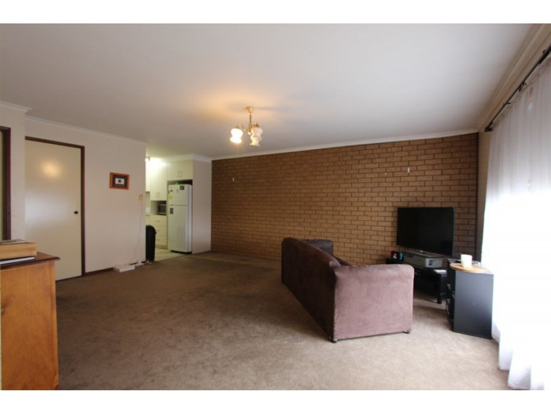 3/31 WREN STREET, Mount Austin NSW 2650