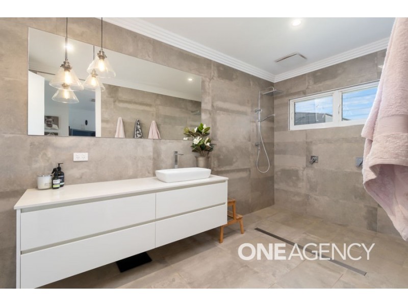 42 PIMELEA PLACE, Springvale NSW 2650