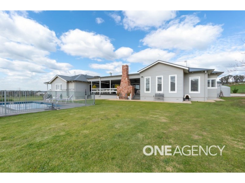 42 PIMELEA PLACE, Springvale NSW 2650