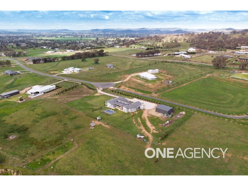 42 PIMELEA PLACE, Springvale NSW 2650