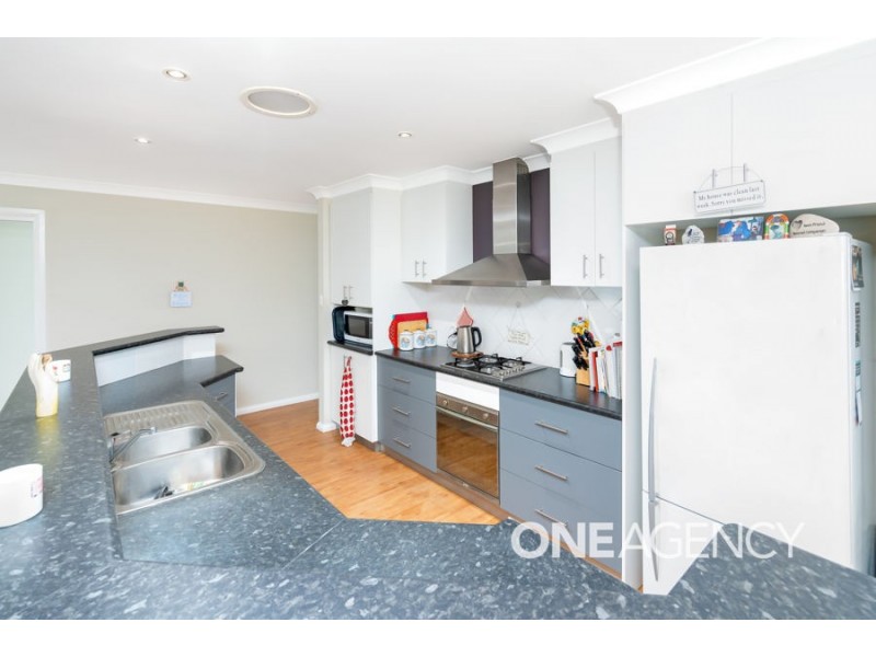 27 ILLEURA ROAD, Bourkelands NSW 2650