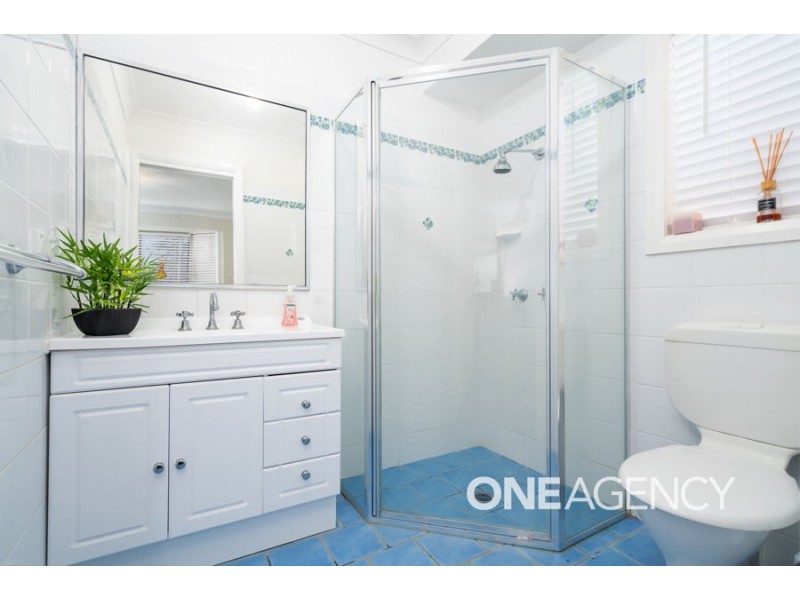 27 ILLEURA ROAD, Bourkelands NSW 2650