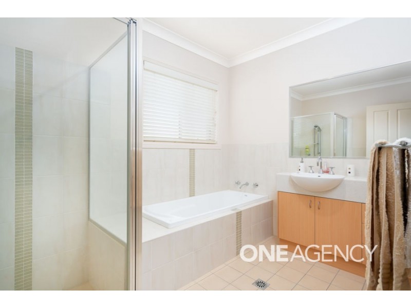 35 BEDERVALE STREET, Bourkelands NSW 2650