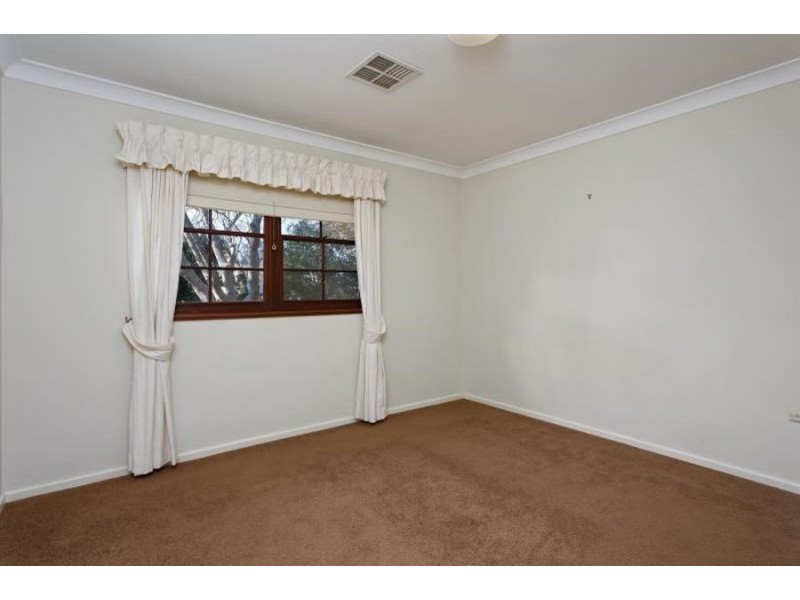 20 DALKEITH AVENUE, Lake Albert NSW 2650