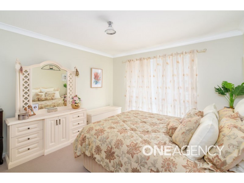 2/10 WEWAK STREET, Ashmont NSW 2650