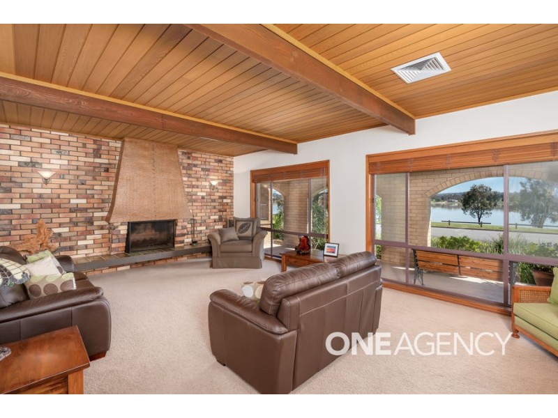 29 EASTLAKE DRIVE, Lake Albert NSW 2650