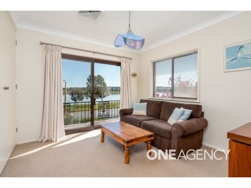 29 EASTLAKE DRIVE, Lake Albert NSW 2650