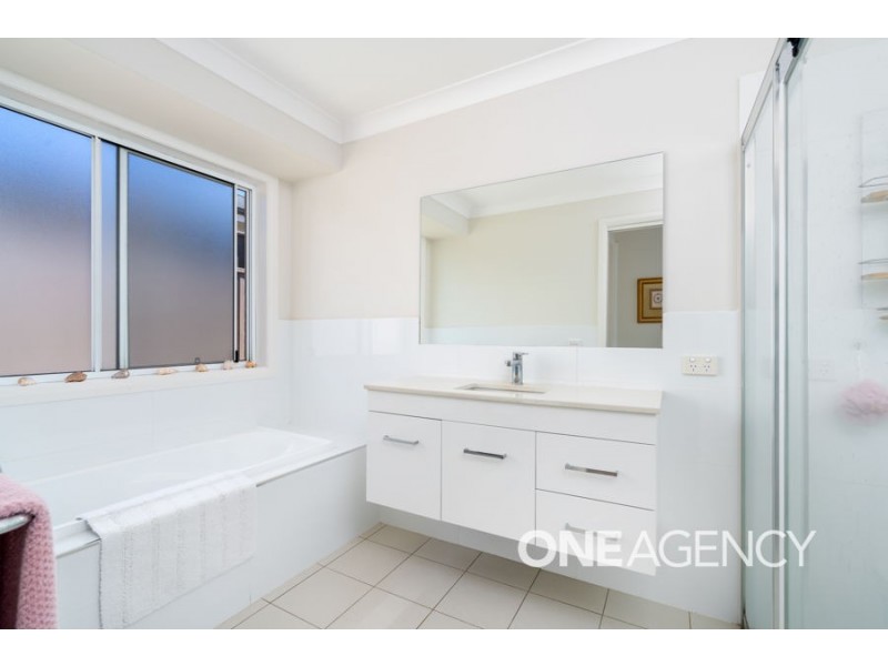 61 KALOONA DRIVE, Bourkelands NSW 2650